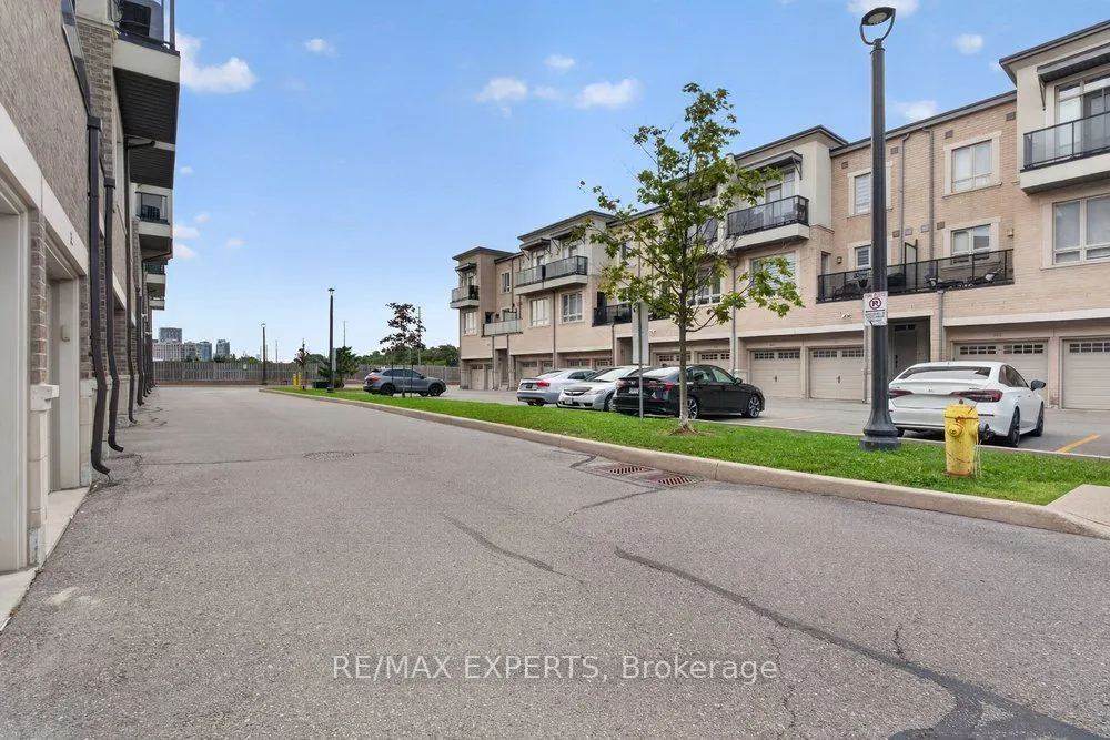 125 Kayla Crescent, Unit 19 — photo 19