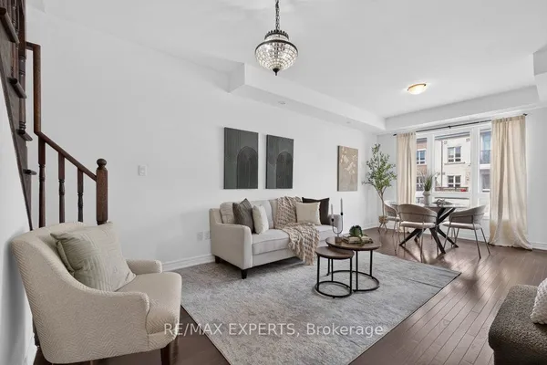 125 Kayla Crescent, Unit 19 — photo 2