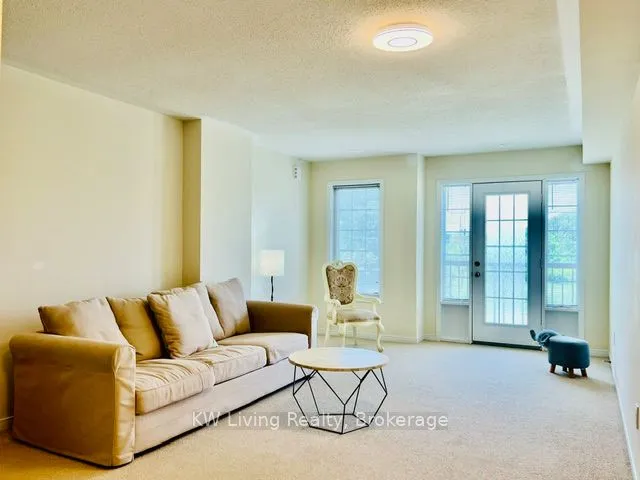 5247 Major Mackenzie Drive — photo 3