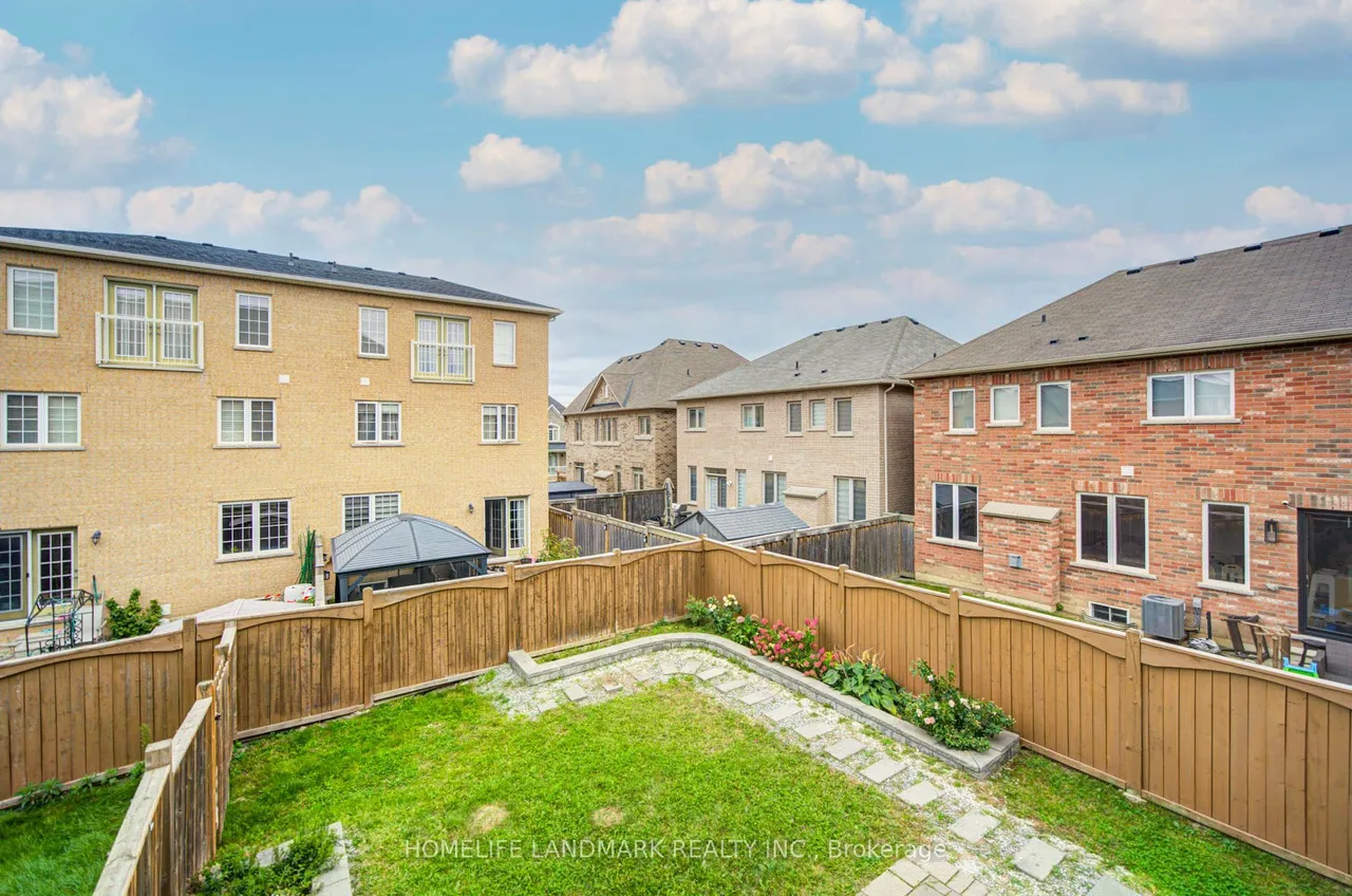17 Etherington Way — photo 31