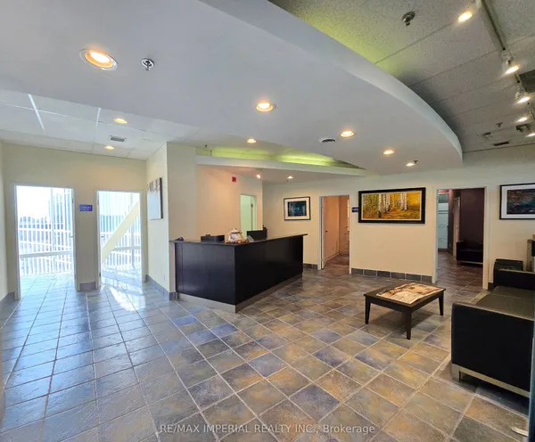 505 Highway 7 Avenue E, Unit 226-230