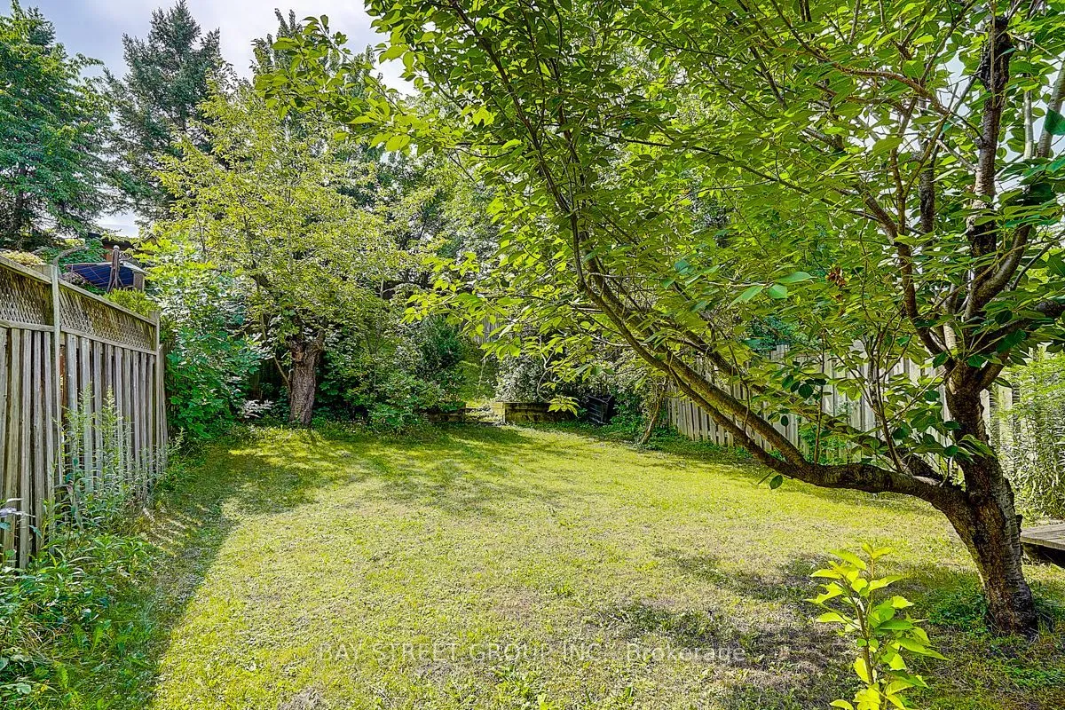 304 Charlton Avenue — photo 31