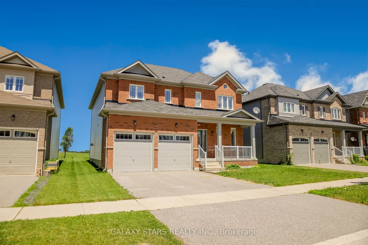 22 Don Hadden Crescent — photo 2