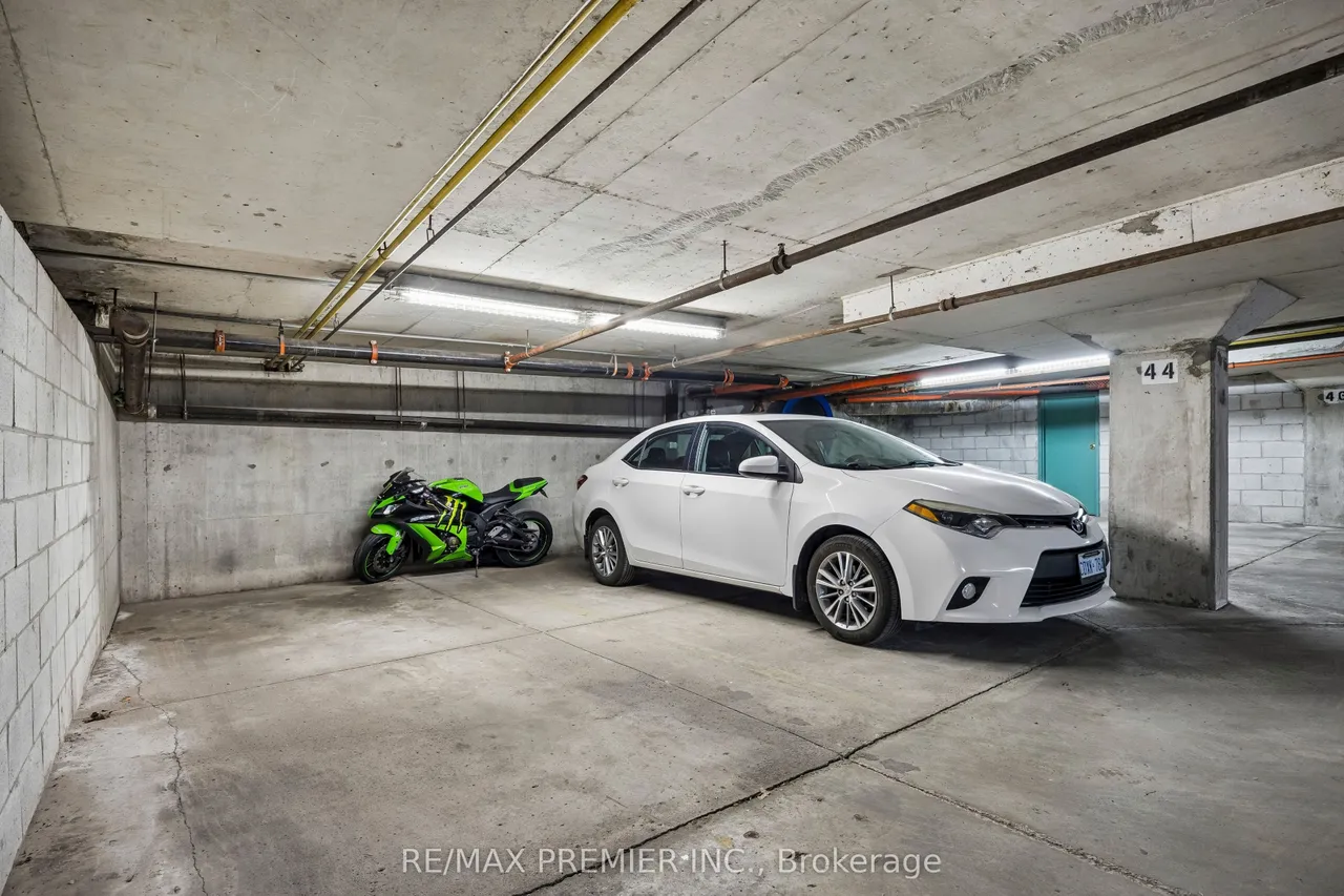 100 Arbors Lane — photo 46