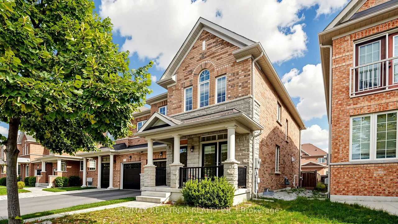 27 Pelham Drive — photo 2