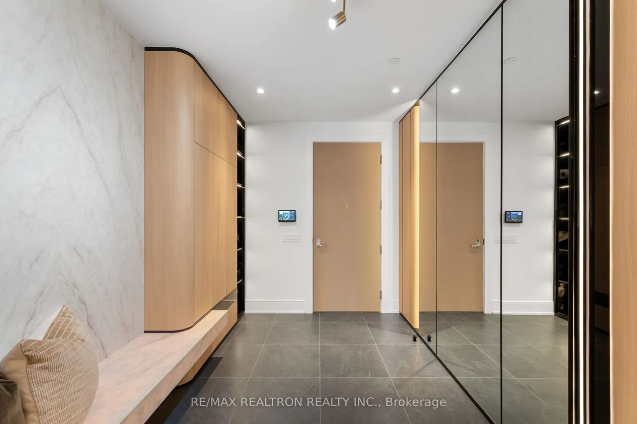 399 Royal Orchard Boulevard, Unit 418 — photo 2