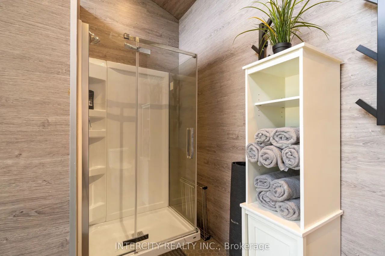 34 Rosebud Court — photo 49