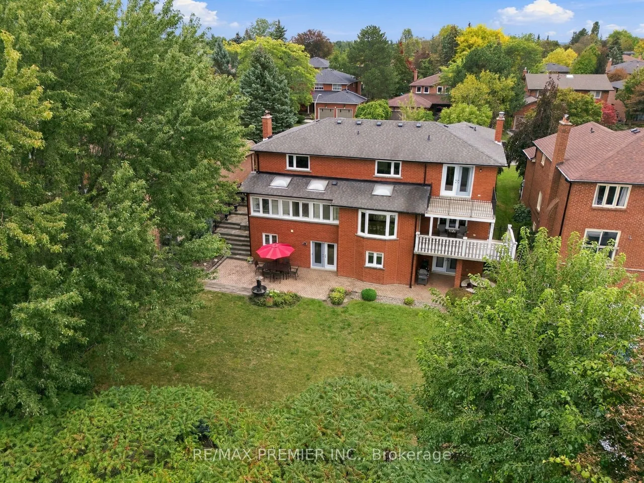 98 Cairnburg Place — photo 49
