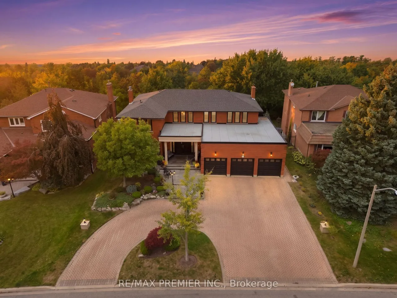 98 Cairnburg Place