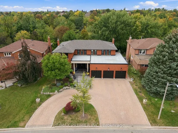 98 Cairnburg Place — photo 2