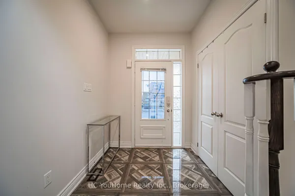 56 Princess Diana Drive — photo 2