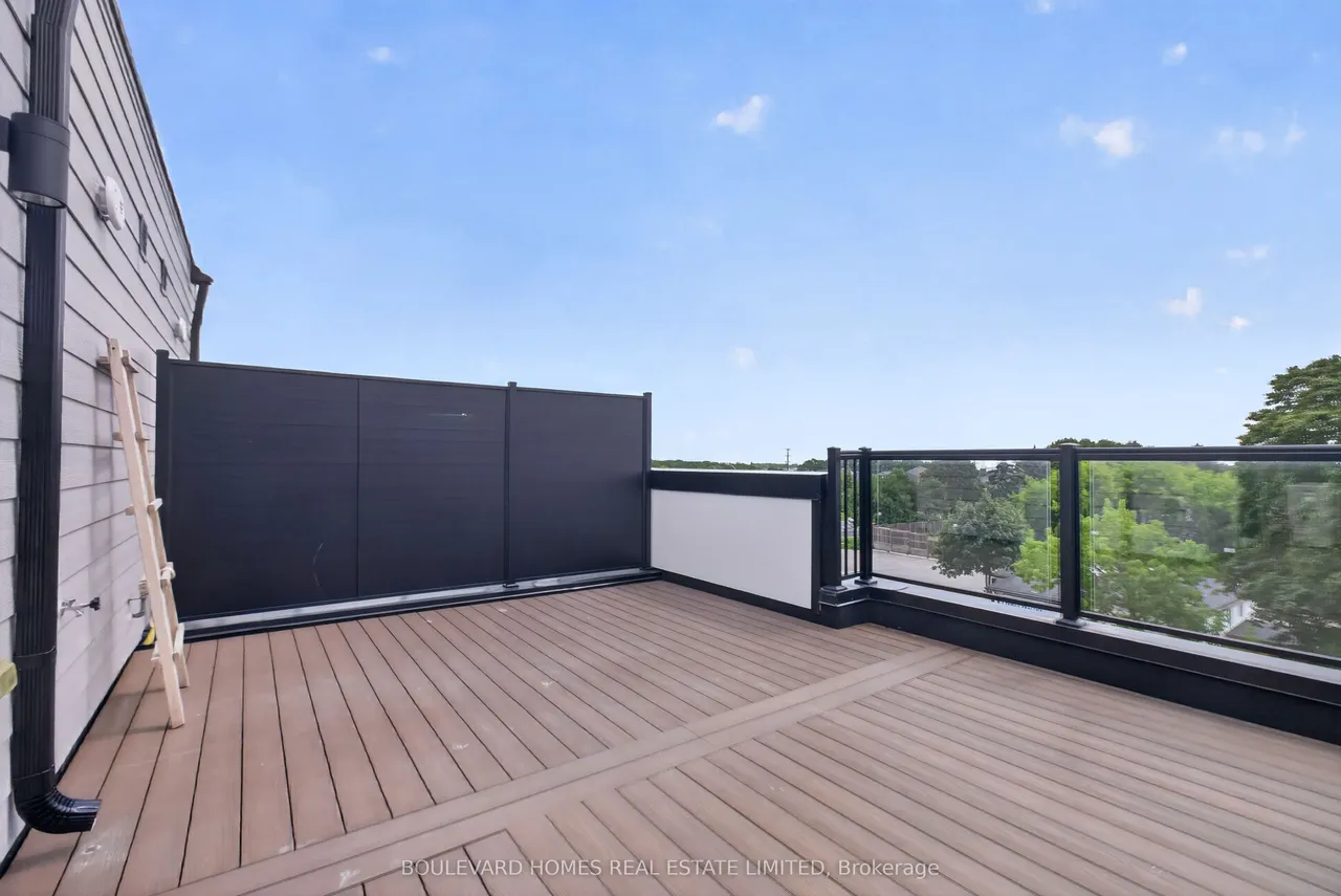 30 Markdale Lane, Unit 13 — photo 35