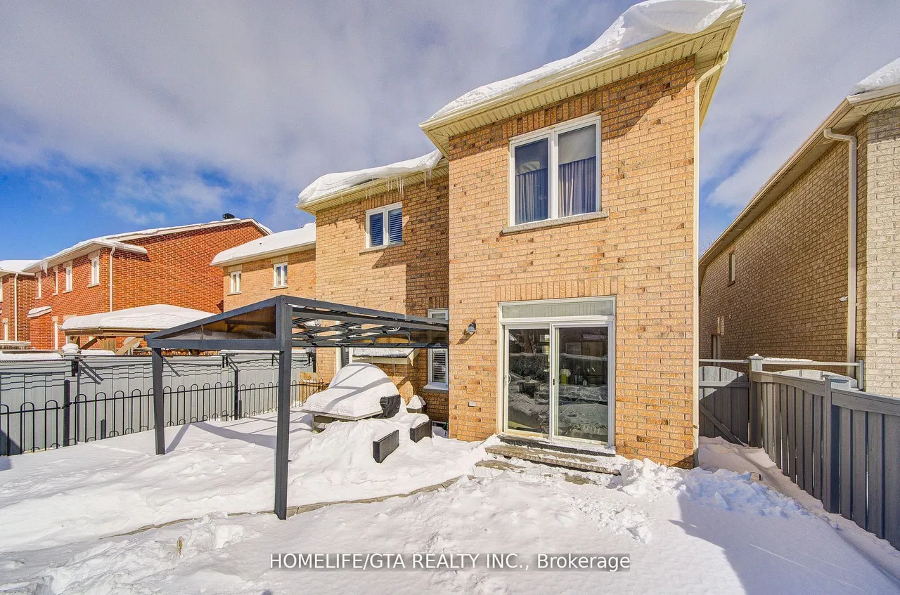 107 Geddington Crescent — photo 49