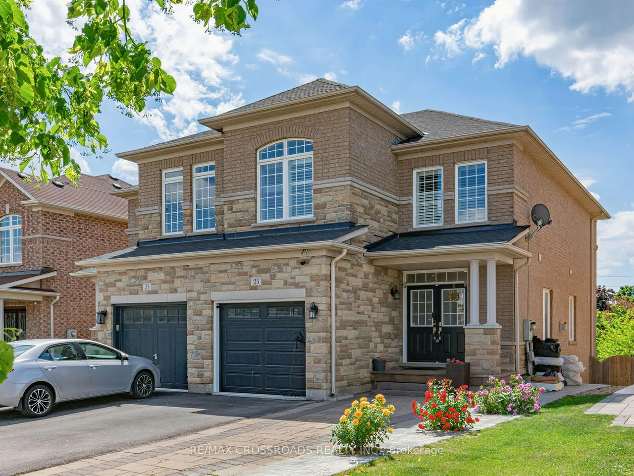 23 Worthview Drive S — photo 2
