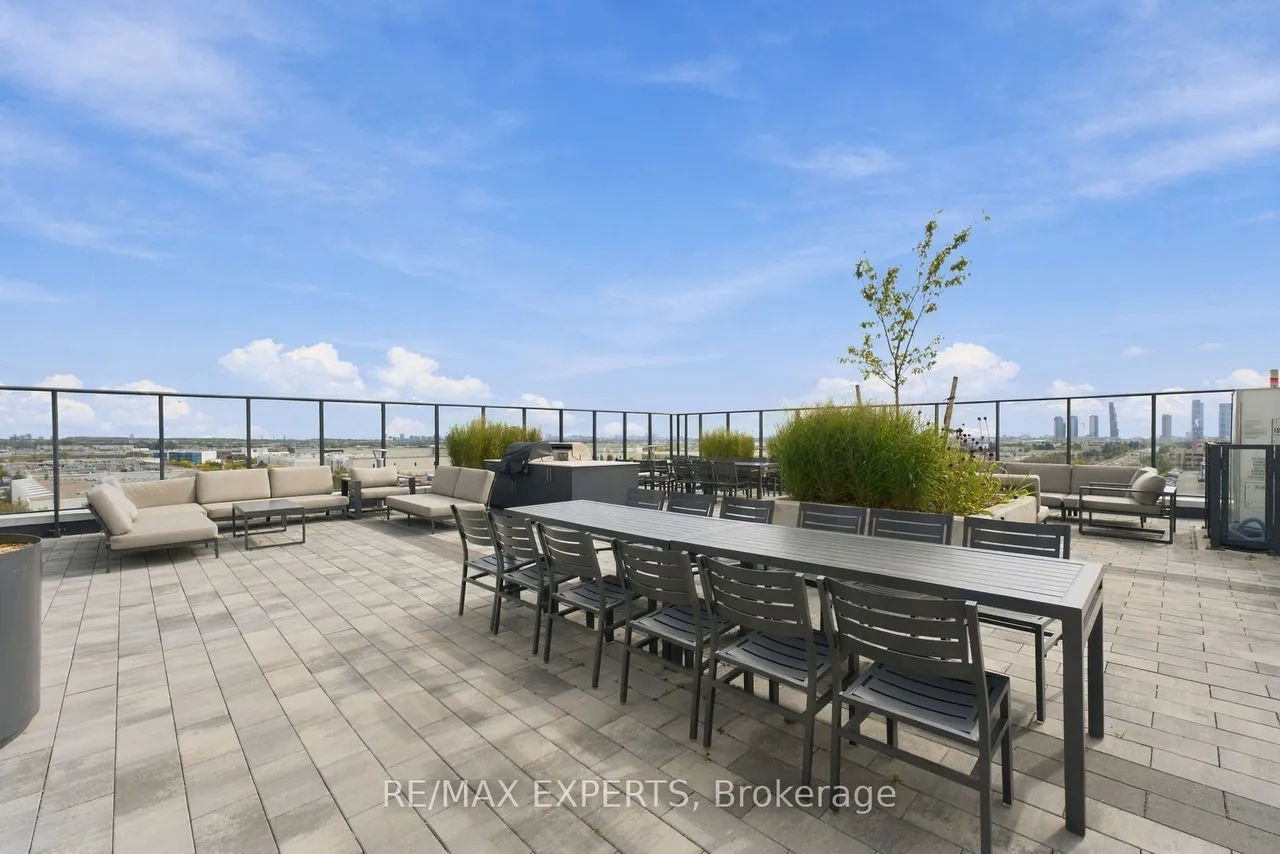 8960 Jane Street, Unit 224 — photo 49