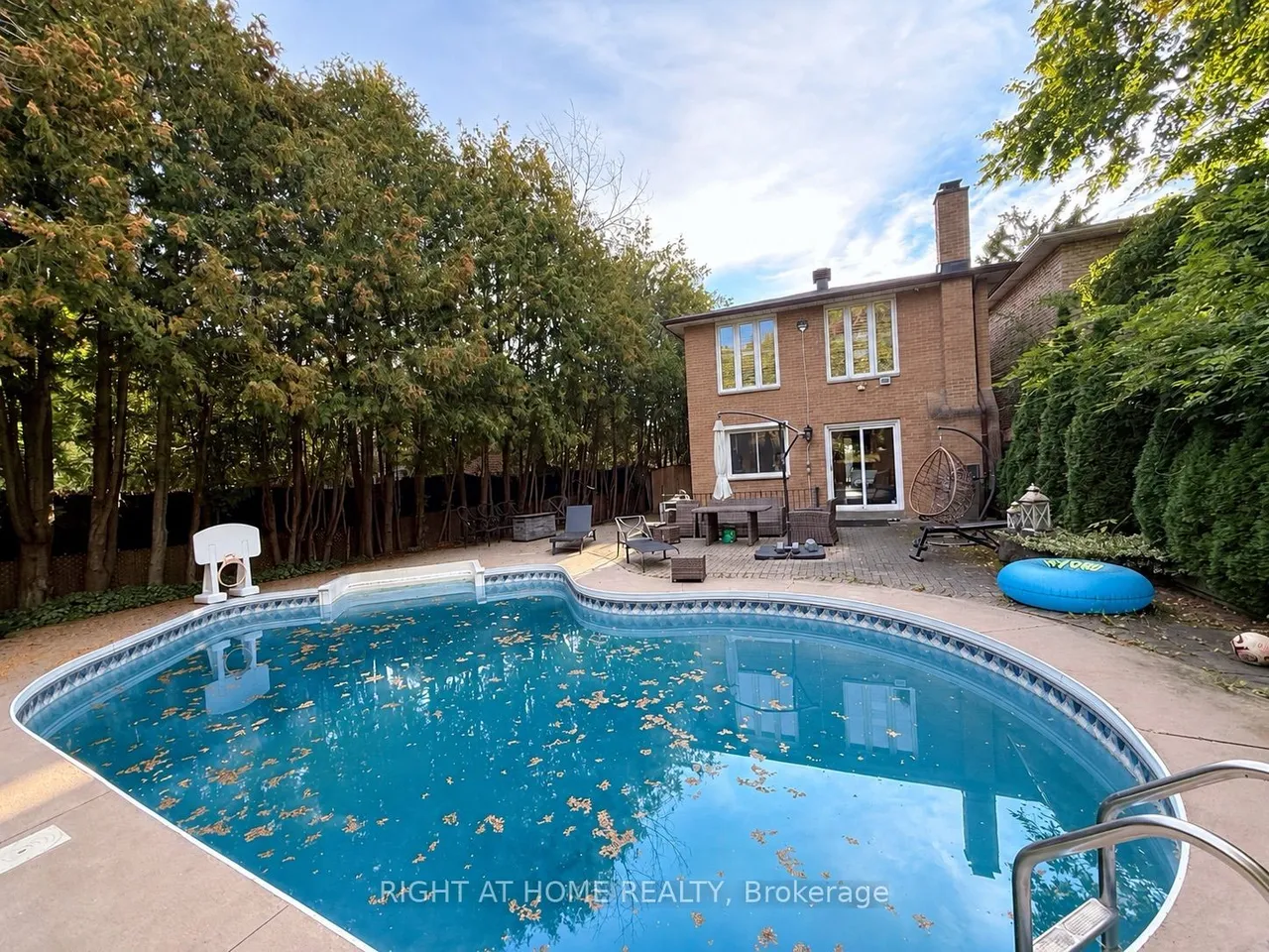 36 Charnwood Place