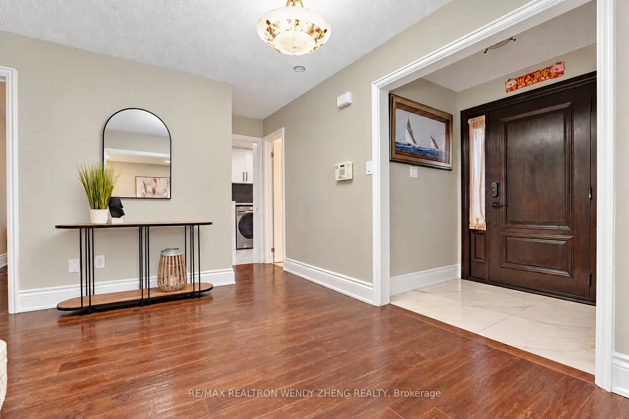 22 West Side Drive — photo 3