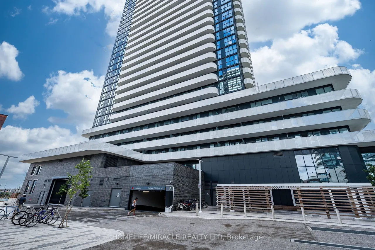 195 Commerce Street, Unit 1003