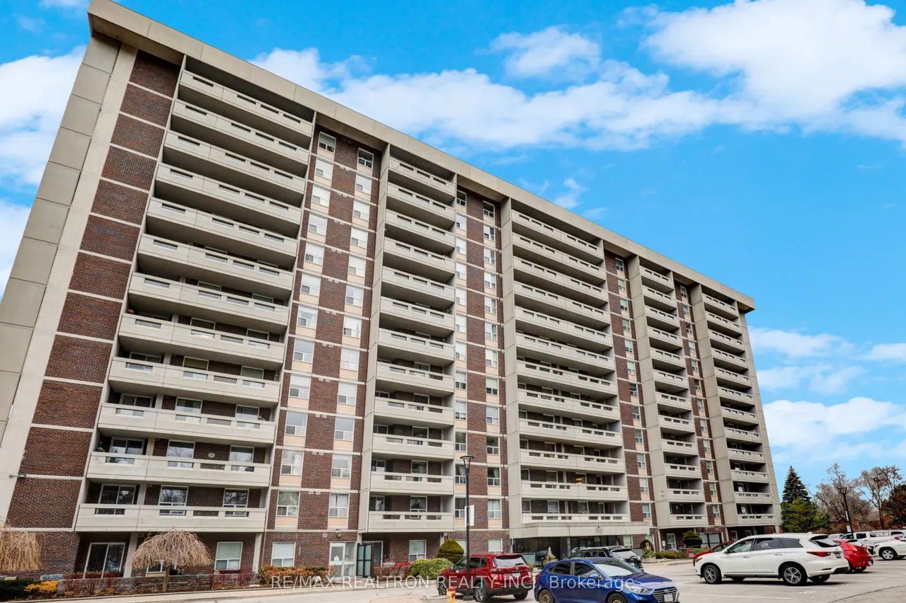 60 Inverlochy Boulevard, Unit 709 — photo 29