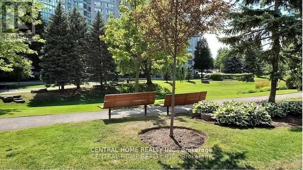 7825 Bayview Avenue, Unit 502 — photo 2