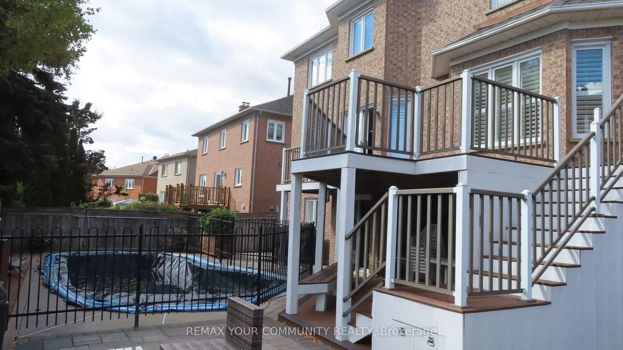 11 Hans Drive — photo 49