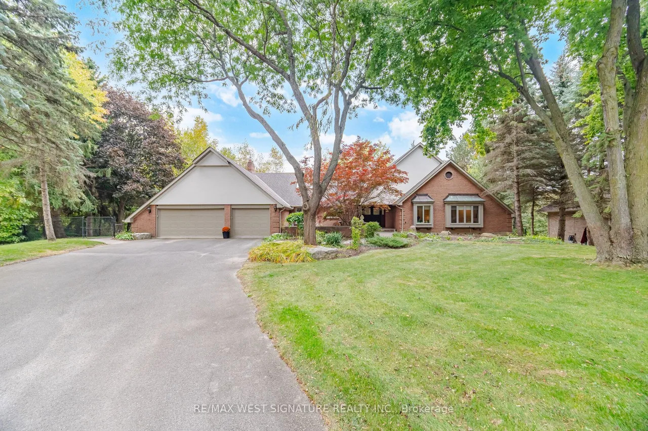 42 Hedgerow Court