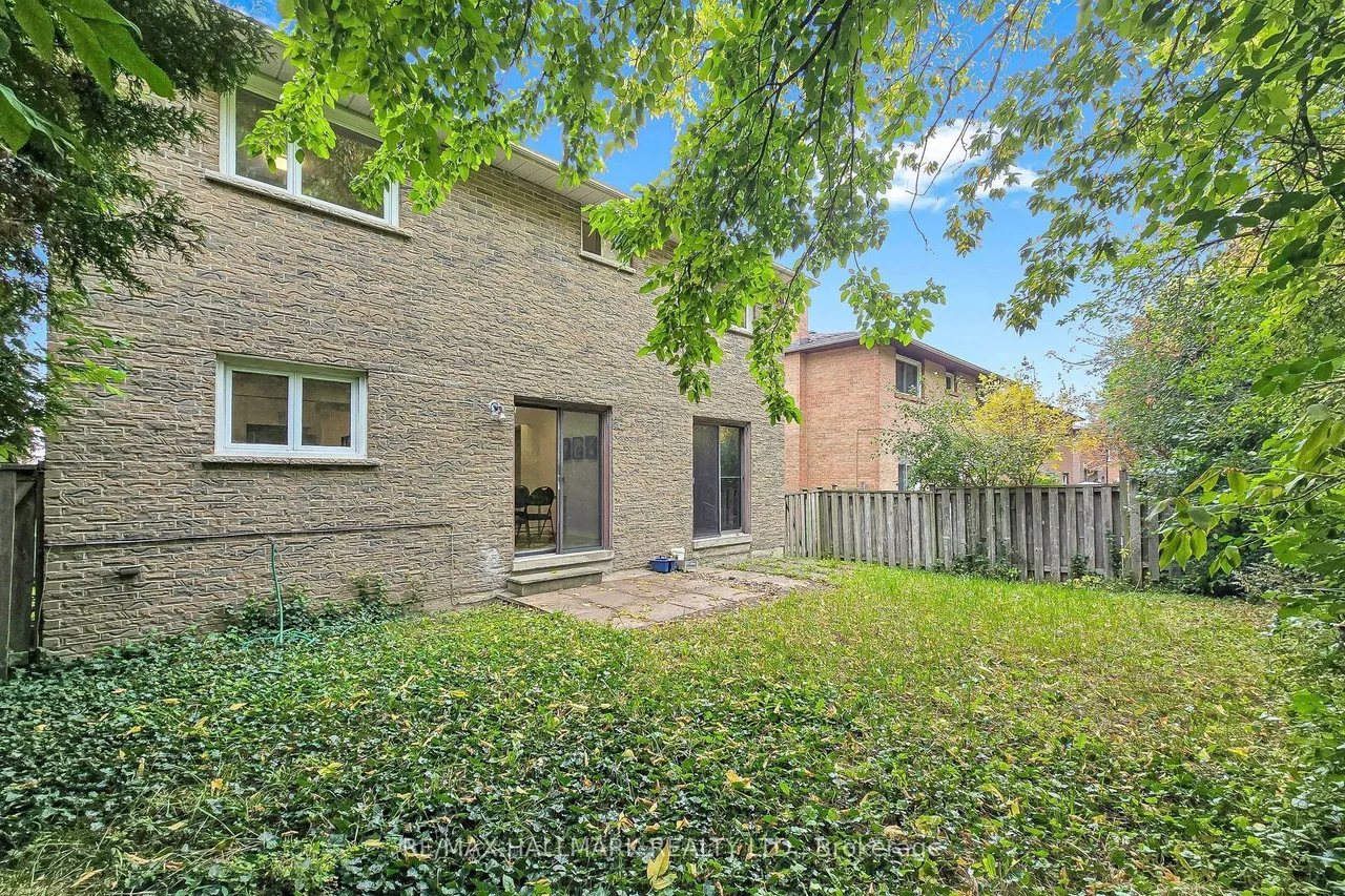 22 Pining Road — photo 36