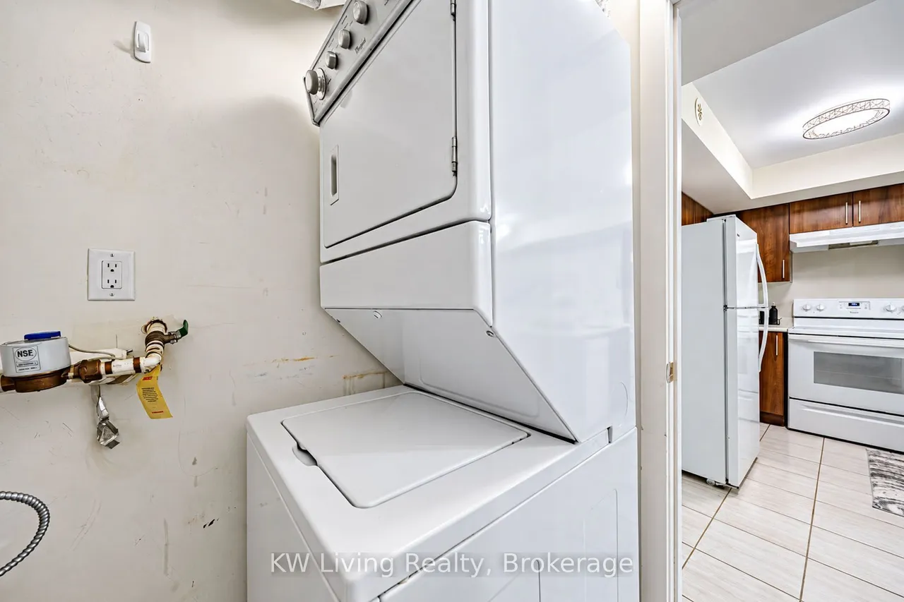 20 Dunsheath Way, Unit 318 — photo 12