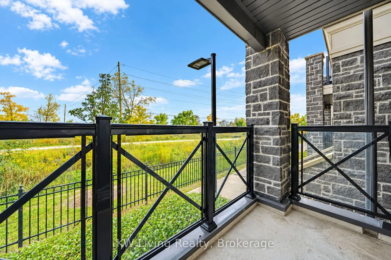 20 Dunsheath Way, Unit 318 — photo 11