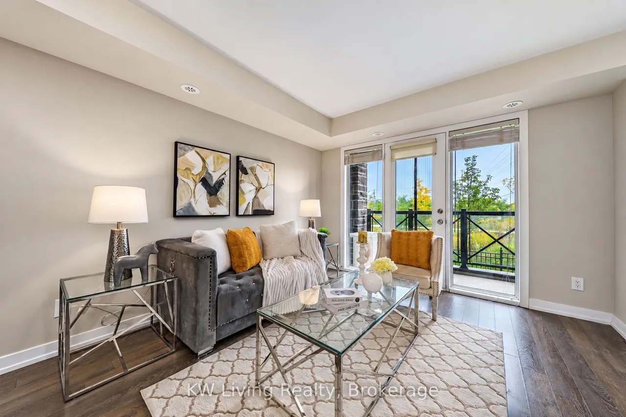 20 Dunsheath Way, Unit 318 — photo 3