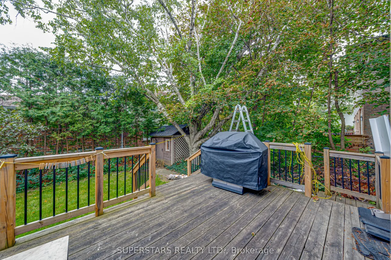 38 Sir Galahad Place — photo 30