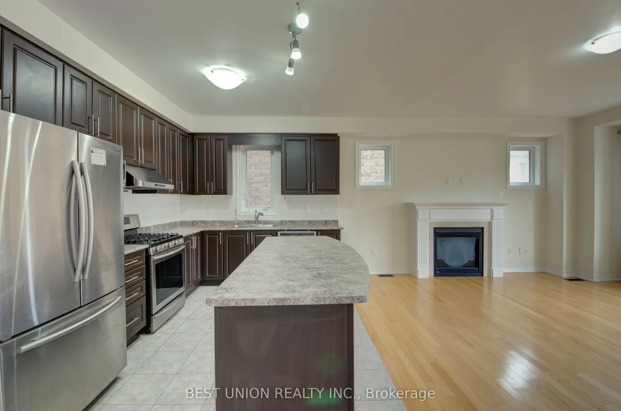 196 Donald Sim Avenue — photo 2