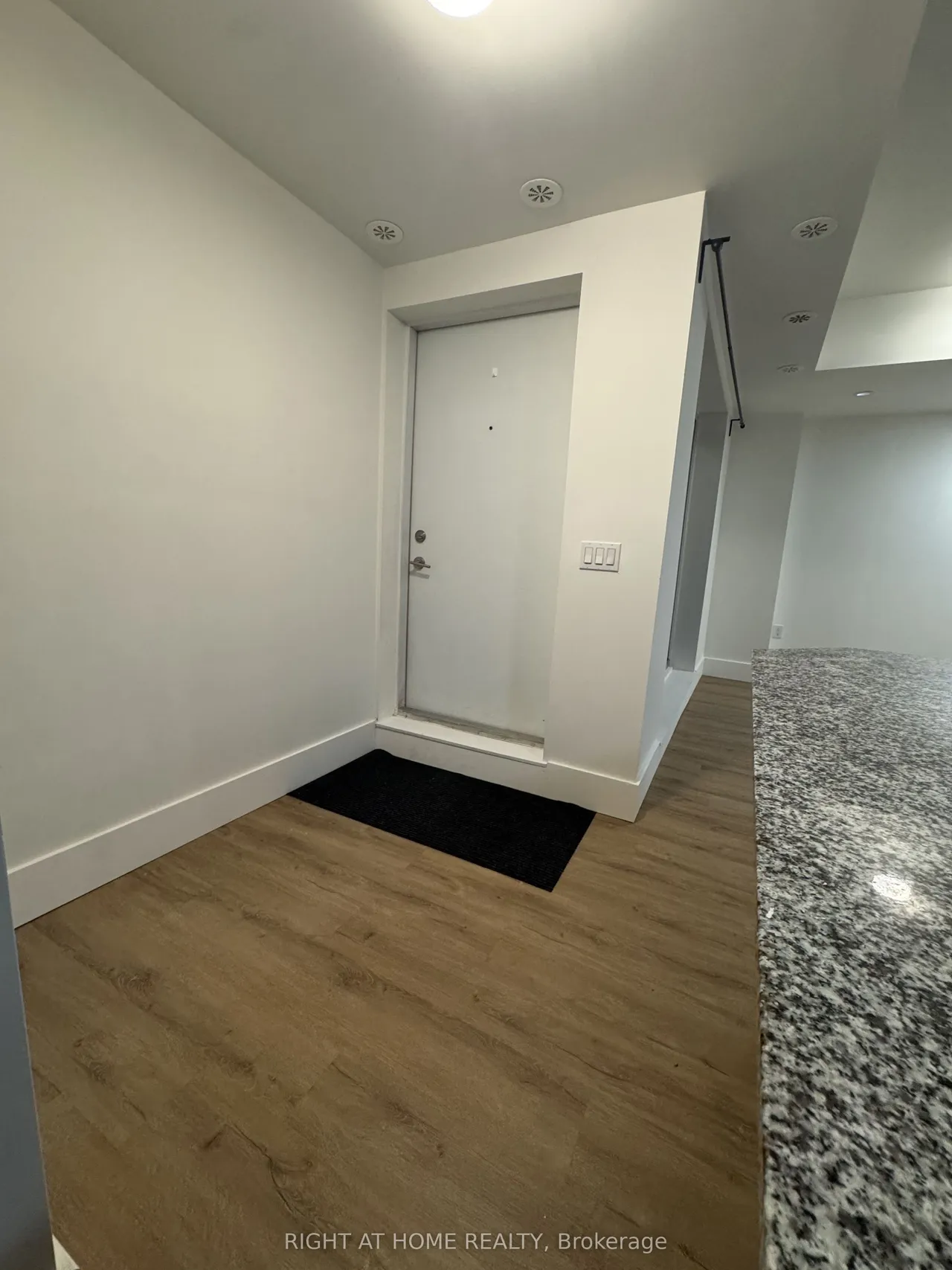 5289 Hwy 7 Street E, Unit 701 — photo 15