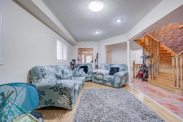 68 Harmony Road — photo 2