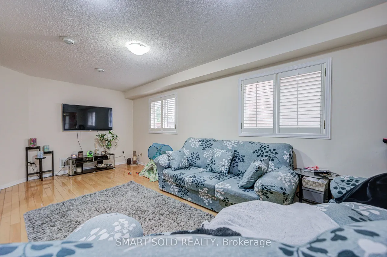68 Harmony Road — photo 3