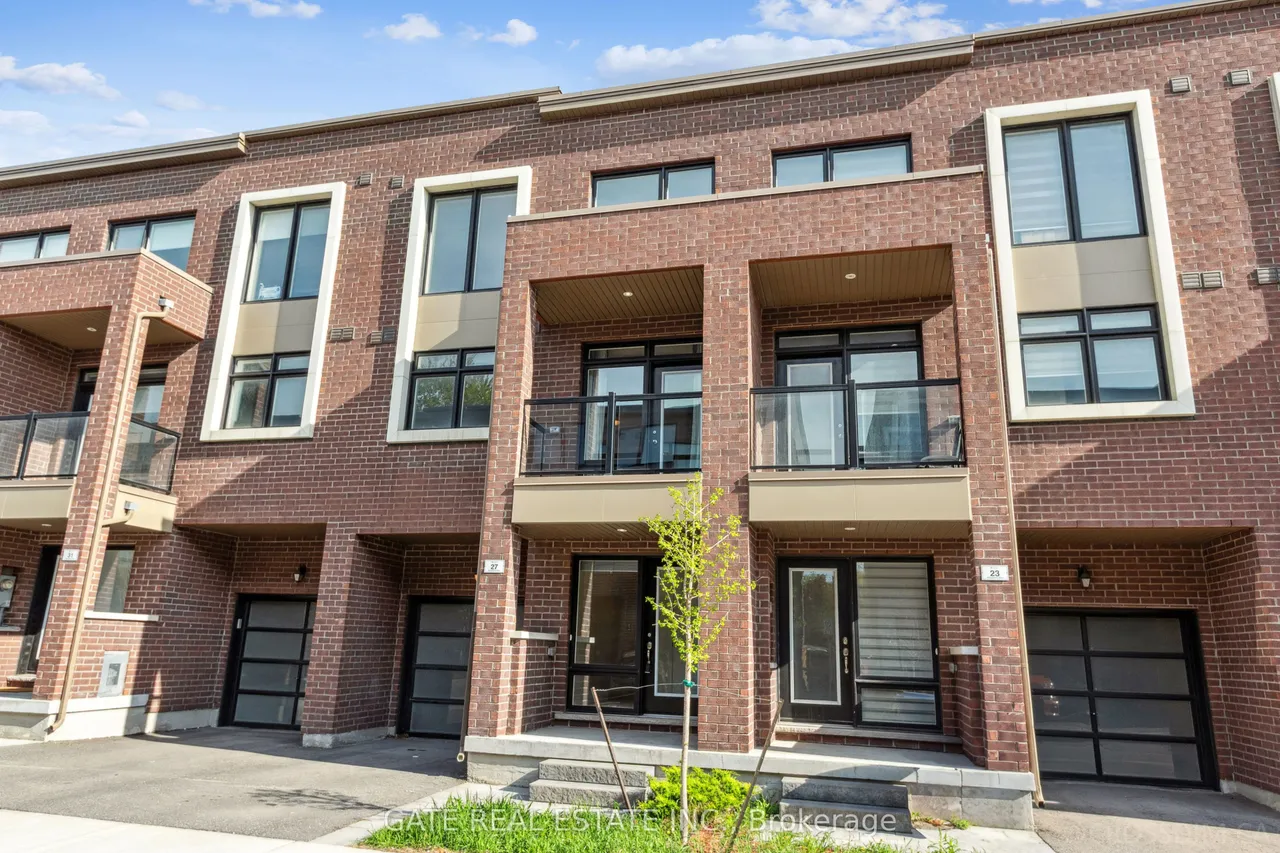 27 Moneypenny Place — photo 3