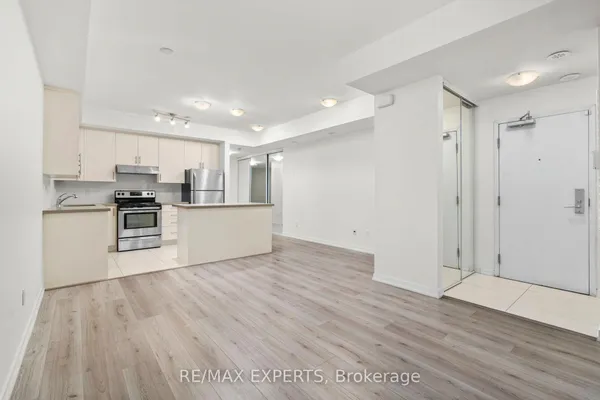 26 Bruce Street, Unit A04 — photo 2