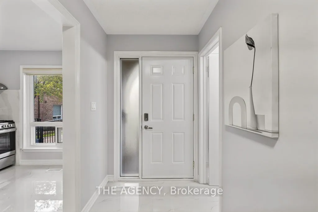 1 Wootten Way S, Unit 32 — photo 2