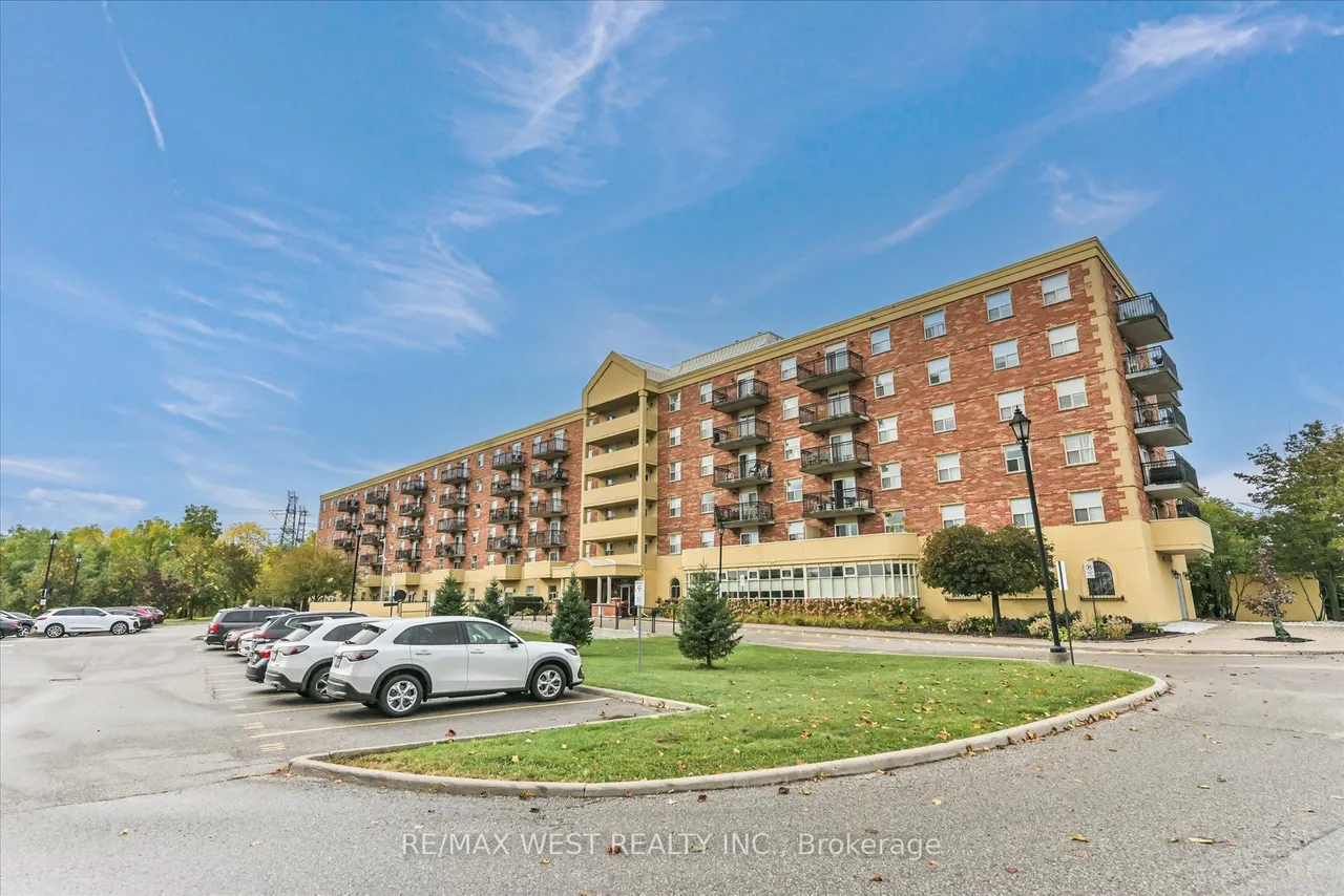 7373 Martin Grove Road, Unit 319 — photo 40