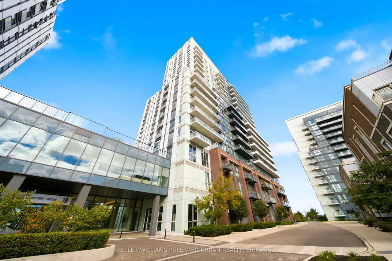 38 Honeycrisp Crescent, Unit 706