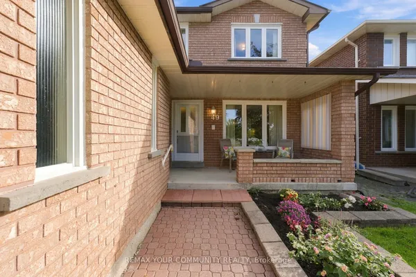 49 Trevor Street — photo 2
