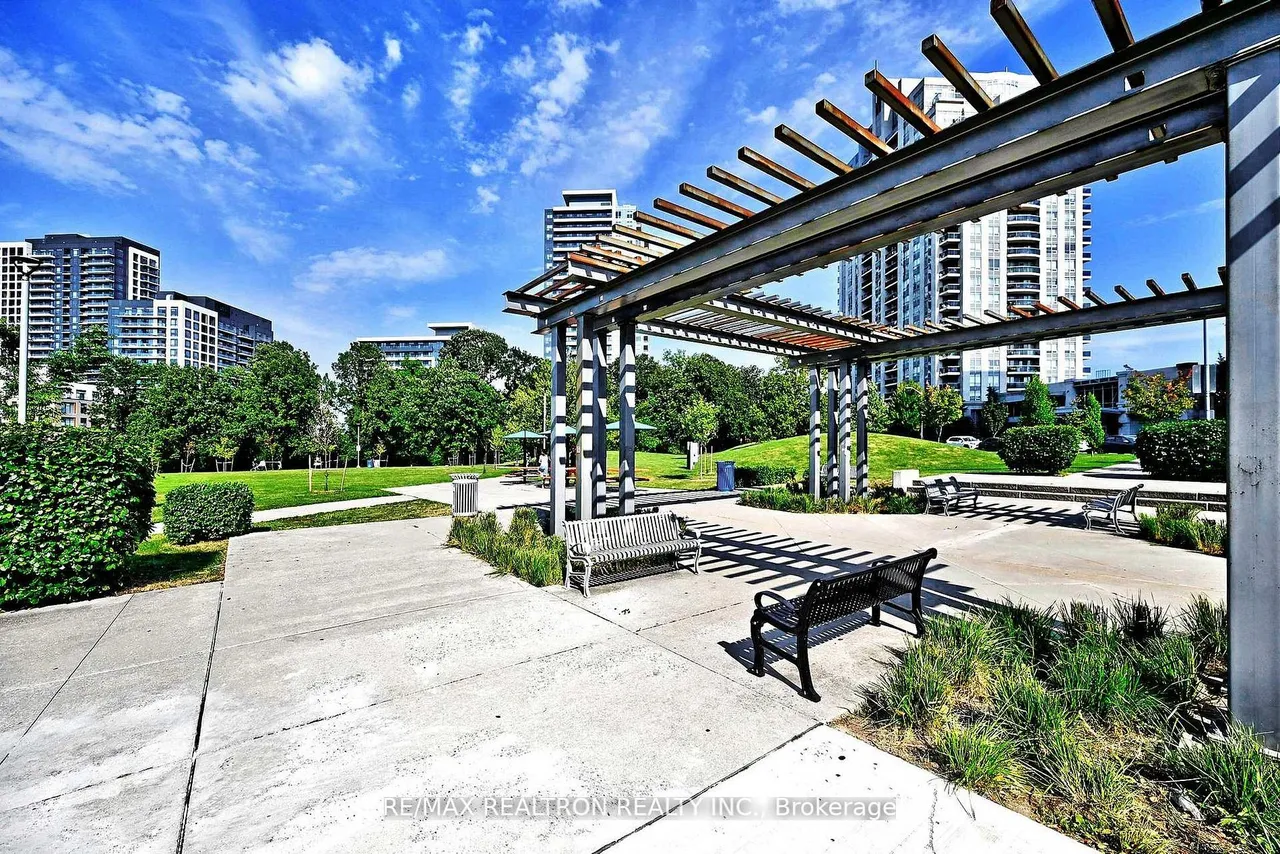 7900 Bathurst Street, Unit 1122 — photo 39