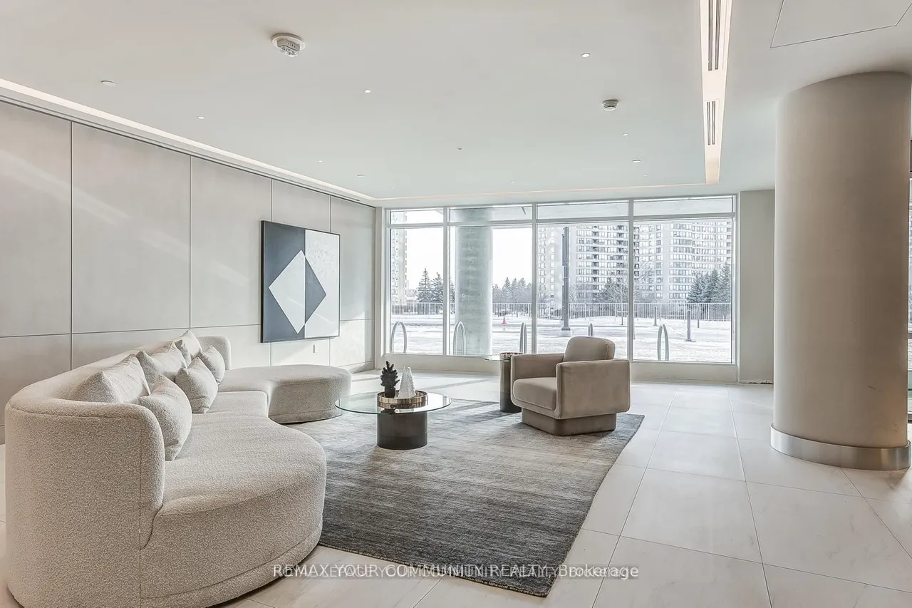 30 Upper Mall Way, Unit 3006 — photo 2