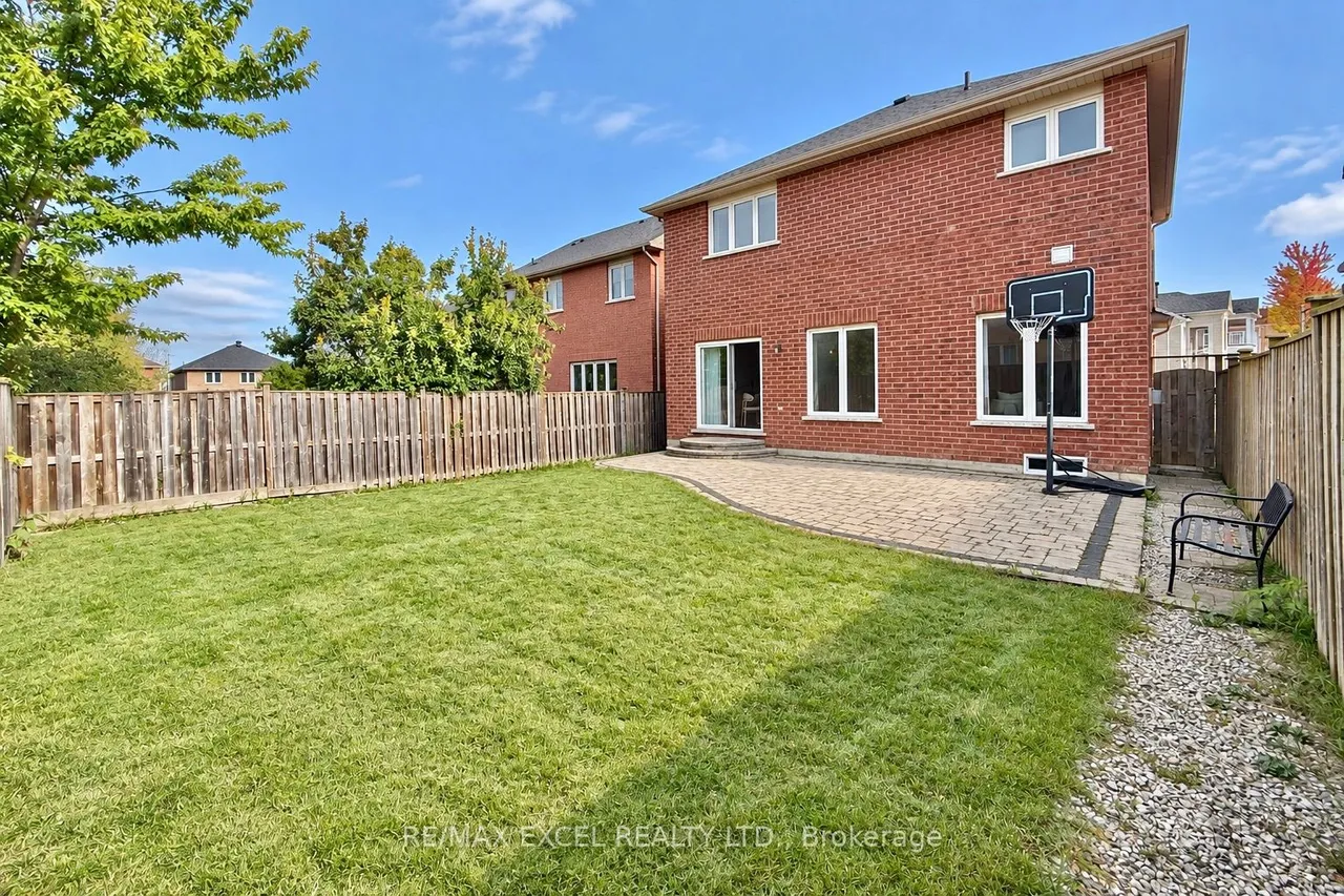 1808 Castlemore Avenue — photo 34