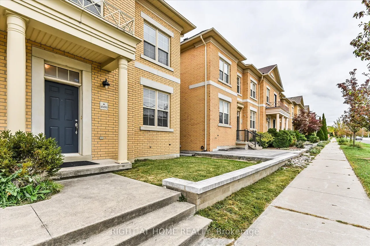 10490 Victoria Square Boulevard — photo 2