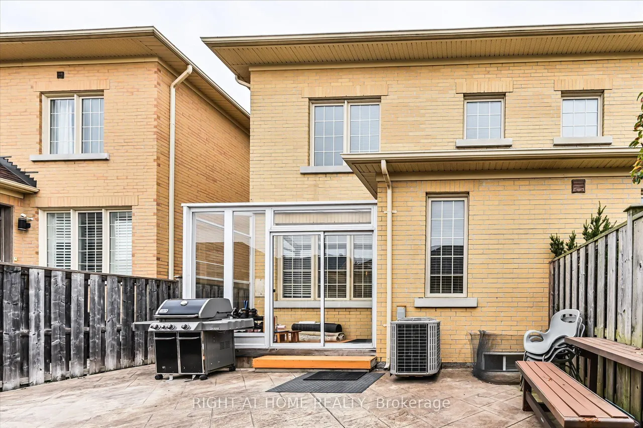 10490 Victoria Square Boulevard — photo 25