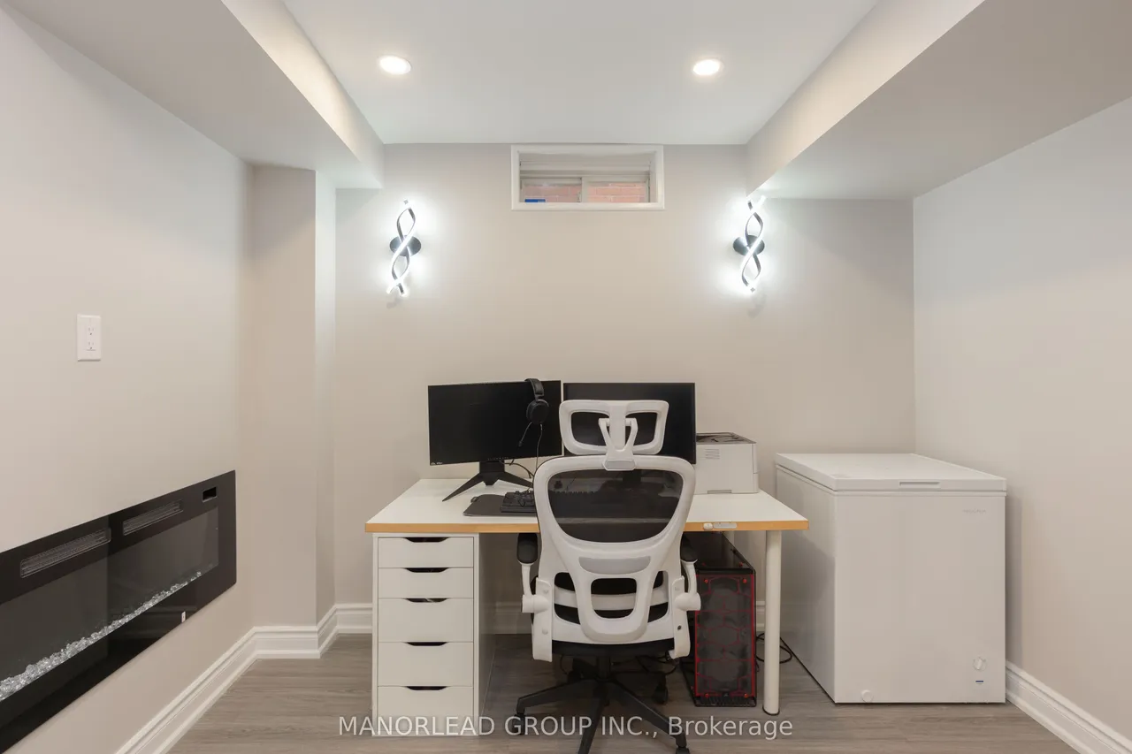 8 Rock Garden Street — photo 44