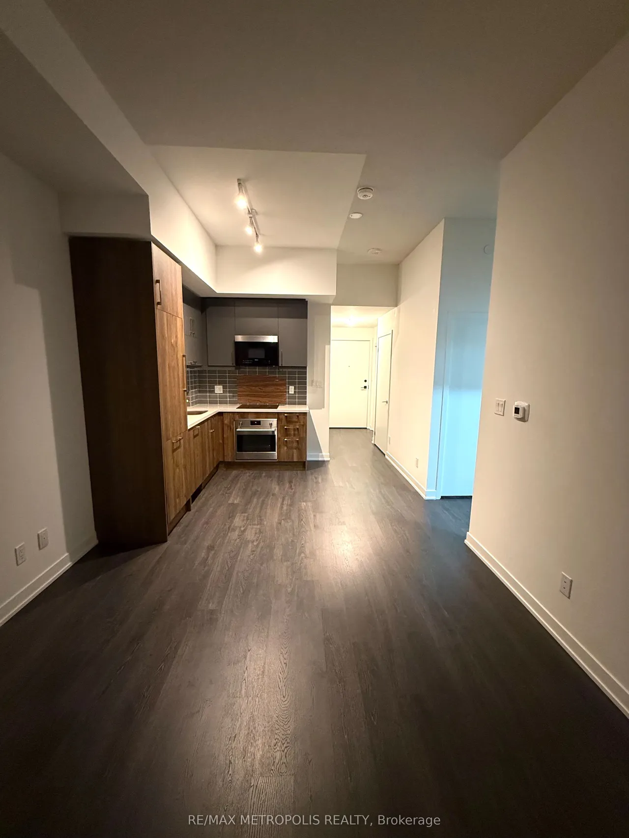 292 Verdale Crossing, Unit 1814 — photo 2