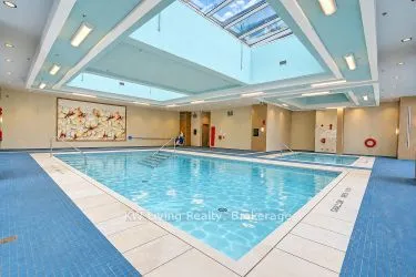 10 Gatineau Drive, Unit 515 — photo 33