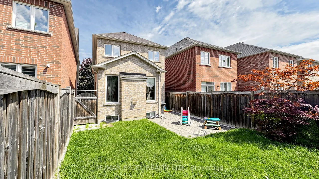 176 Sir Sanford Fleming Way — photo 33